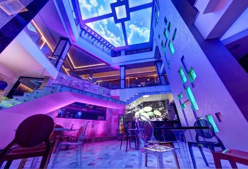 テラス付スーペリアルーム, National Palace Wine & Spa