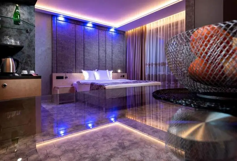 テラス付スーペリアルーム, National Palace Wine & Spa