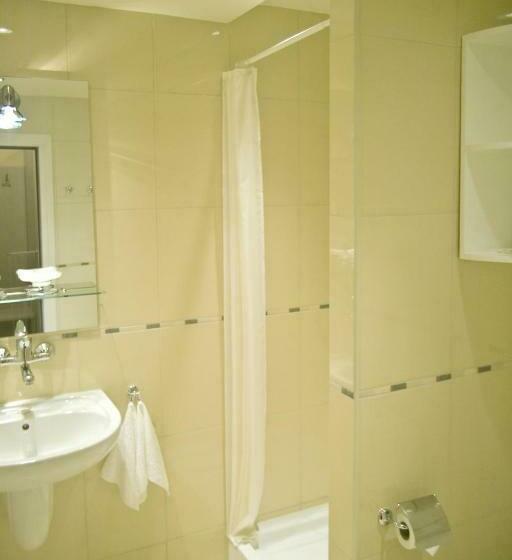 스탠다드 도시전망 룸, Neven