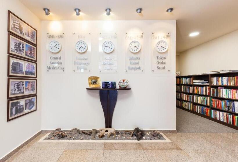 주니어 스위트 도시 전망, Neven