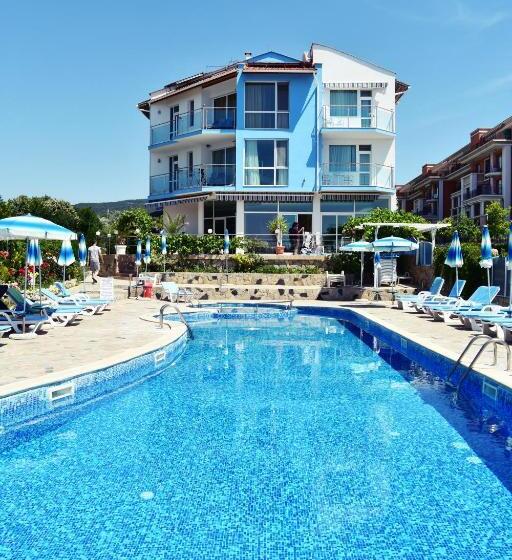 Апартаменты 1 Спальня с Балконом, Nushev