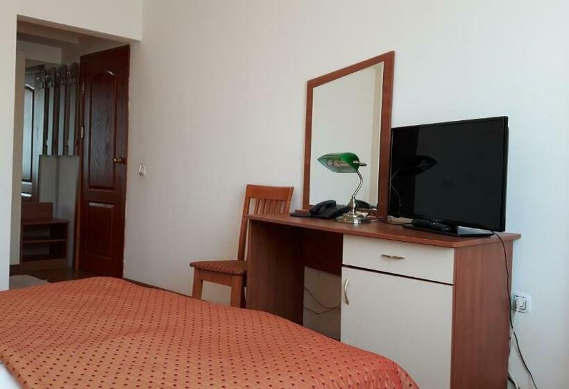 スタンダードルーム, Primavera 2