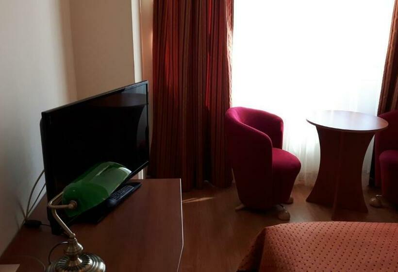 スタンダードルーム, Primavera 2