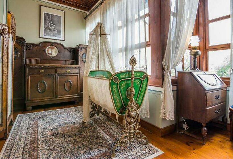 스탠다드 룸, Old Legends