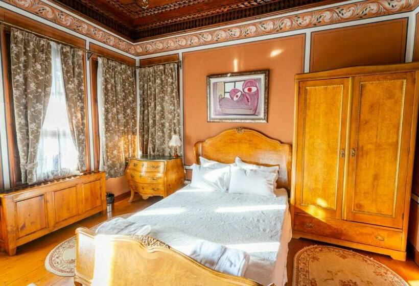 스탠다드 룸, Old Legends