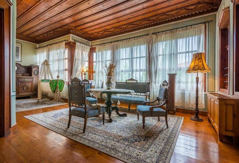 스탠다드 룸, Old Legends