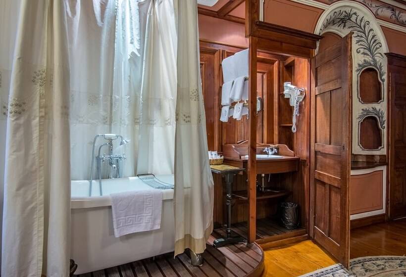 스탠다드 룸, Old Legends