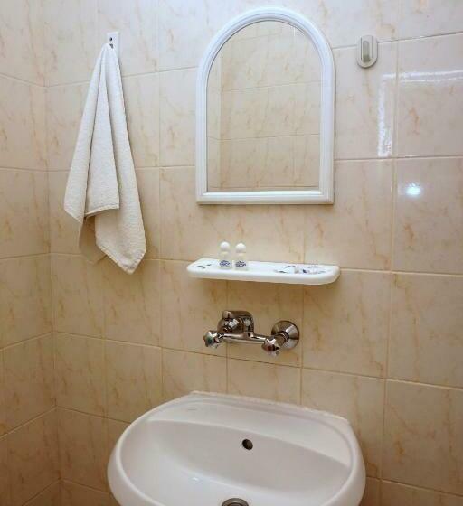 غرفة قياسية, Rodopi