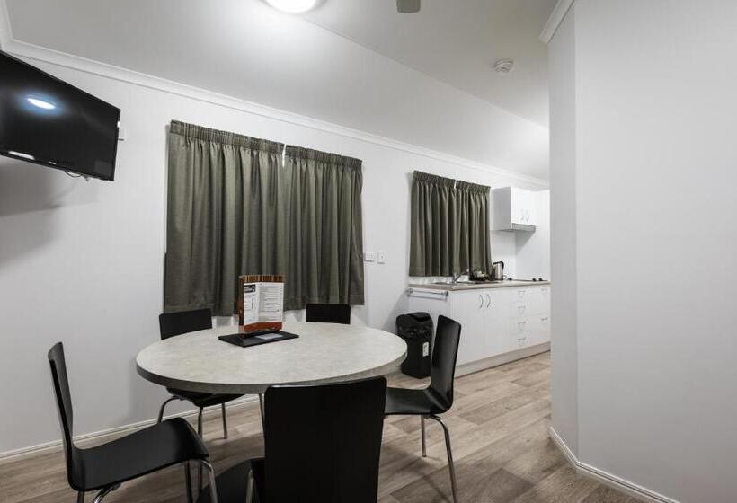 بنجلو قياسى غرفتين نوم, Settlers