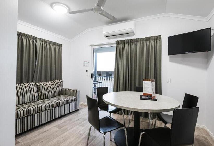 بانگلوی استاندارد 2 خوابه, Settlers