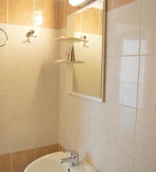 スタンダードトリプルルーム, Sozopol