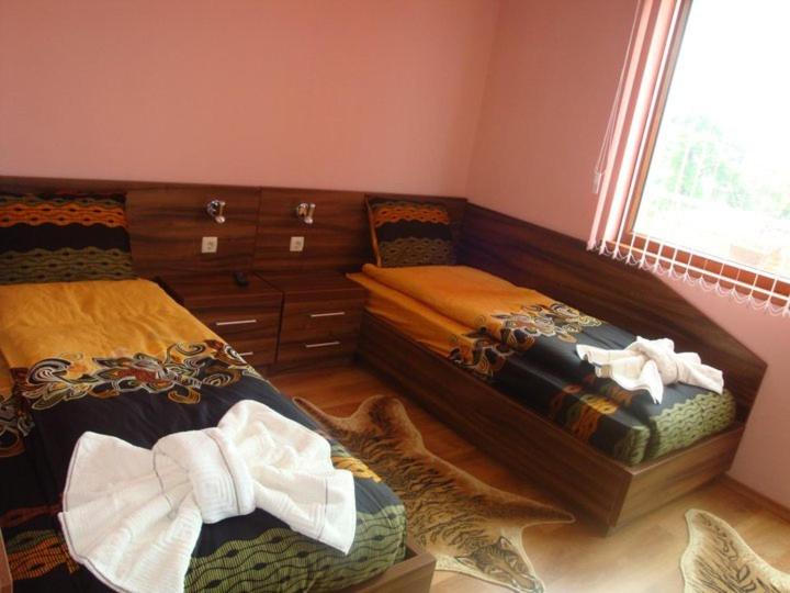 Номер Стандарт, Tzvetelina Palace
