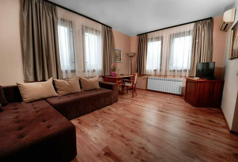 Номер Стандарт, Winpalace