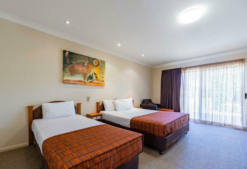 اتاق استاندارد, Roma Explorers Inn