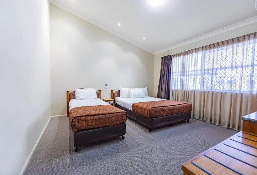 ファミリールーム, Roma Explorers Inn