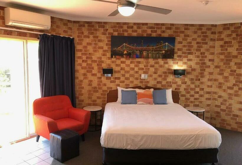 エクゼクティブスイート, Airport Clayfield Motel