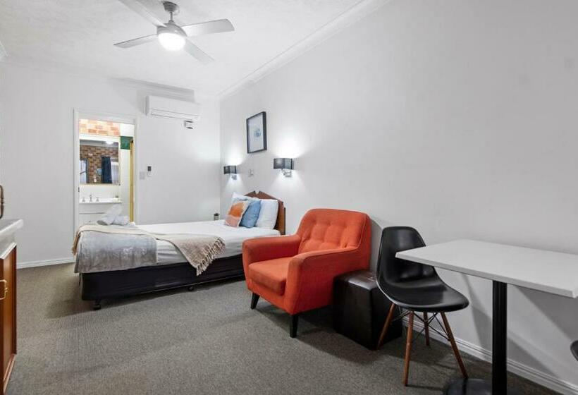 スタンダードルーム, Airport Clayfield Motel