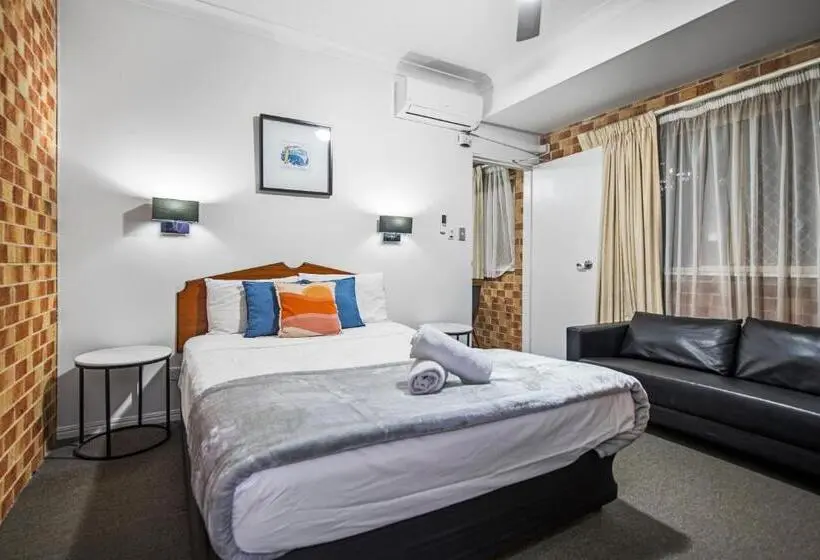 スタンダードコネクティングルーム, Airport Clayfield Motel