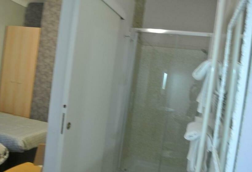اتاق استاندارد چهار تخته, B&b Portanuova