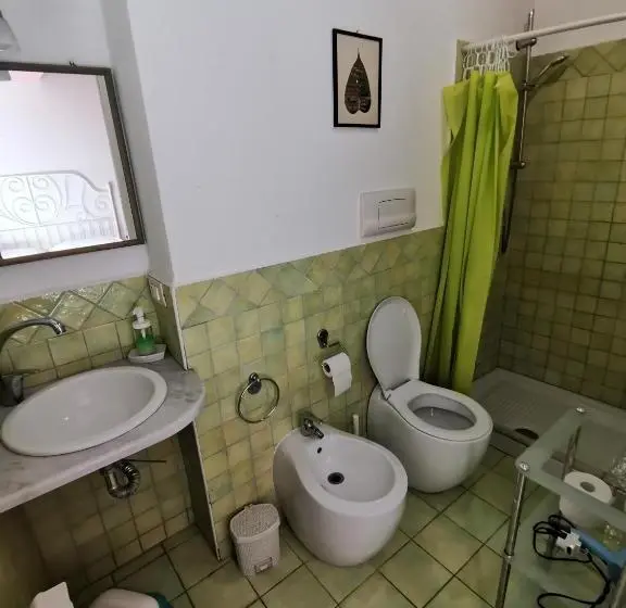 Standard Neljän Hengen Huone, B&b Xenia