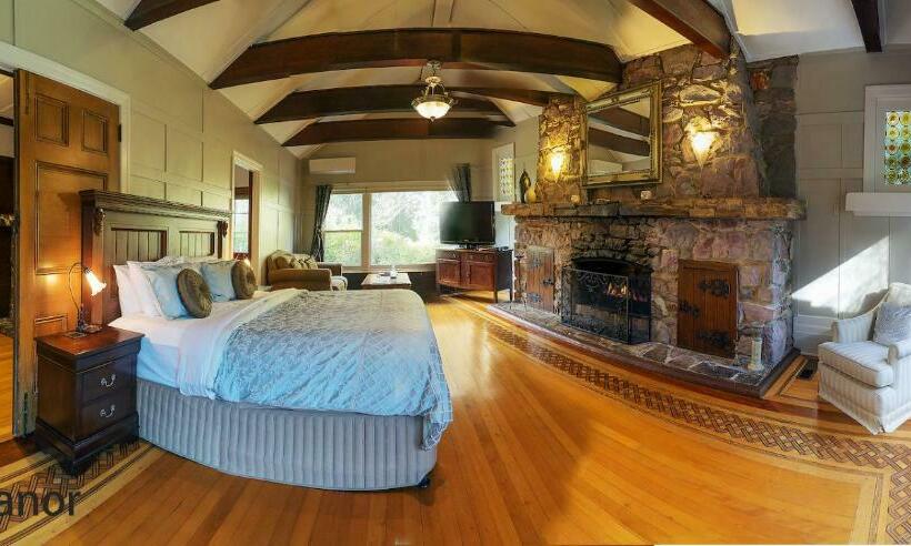 מיטת קינג בסוויטה, Arnica Views Summit Retreat