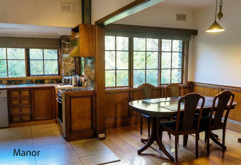 מיטת קינג בסוויטה, Arnica Views Summit Retreat