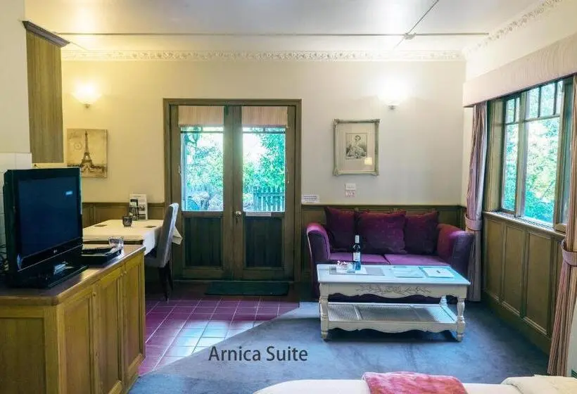 スイート, Arnica Views Summit Retreat