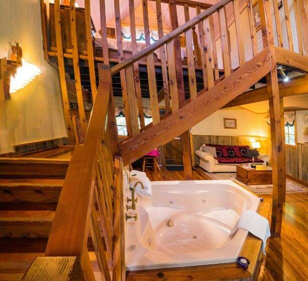 בית, חדר שינה 1, Arnica Views Summit Retreat