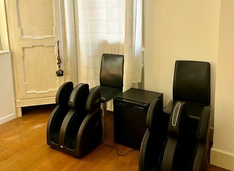 سوییت جونیور, Avanguardia Art Club