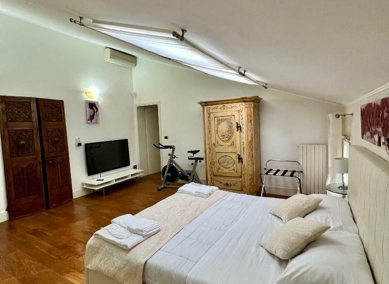 سوییت جونیور, Avanguardia Art Club