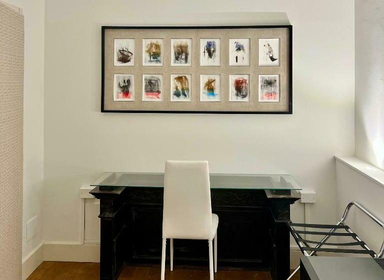 اتاق لوکس, Avanguardia Art Club