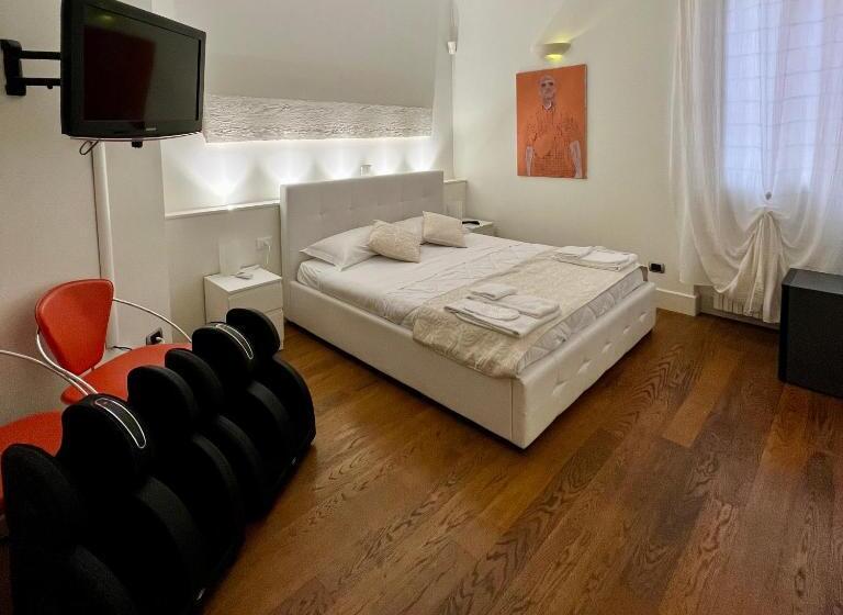 سوییت جونیور, Avanguardia Art Club