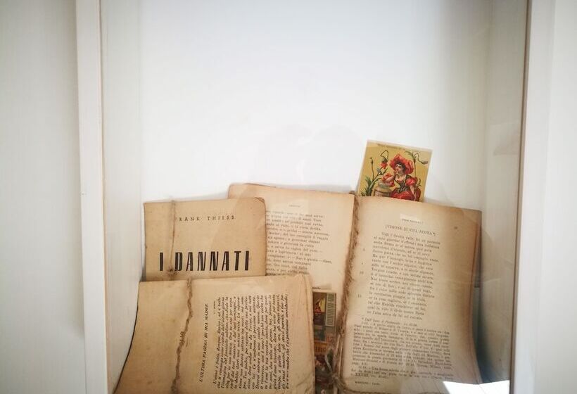 سوییت, Azzurretta Guest House