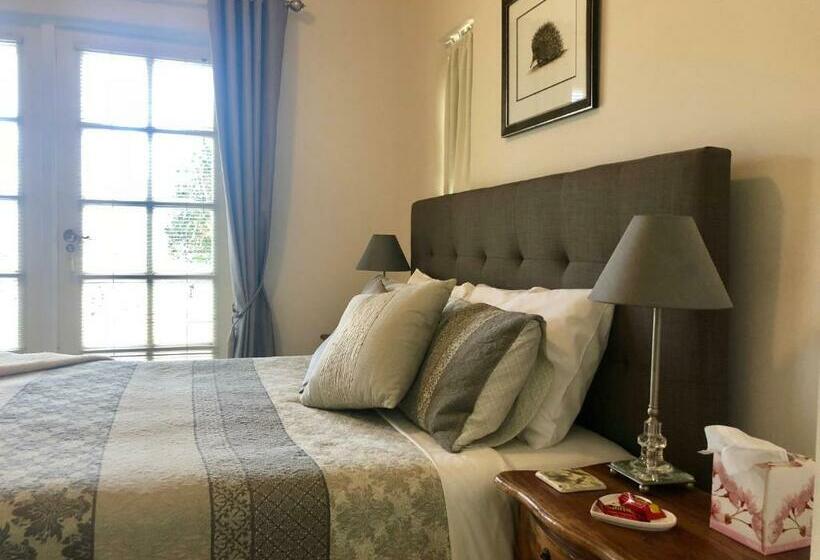 اتاق استاندارد با چشم‌انداز, Dunmoylen House