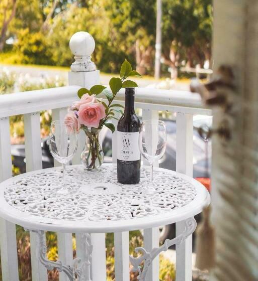 اتاق استاندارد با چشم‌انداز, Dunmoylen House