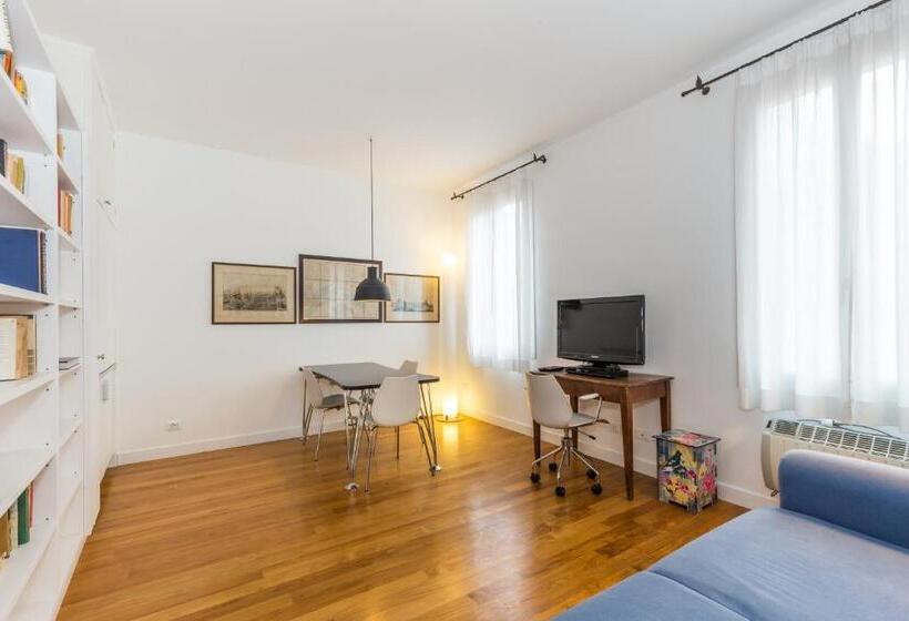 سوییت لوکس, Venice Dose Guesthouse