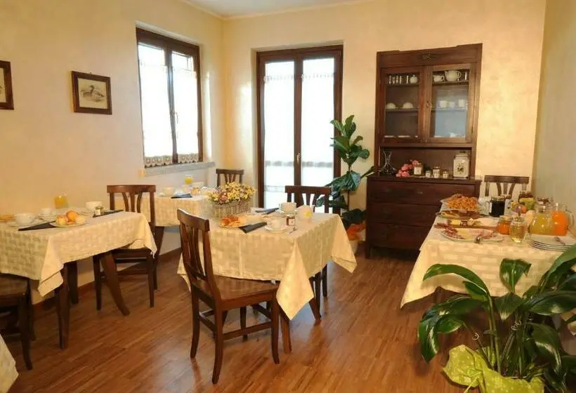 Camera Standard, Villa Vecchio