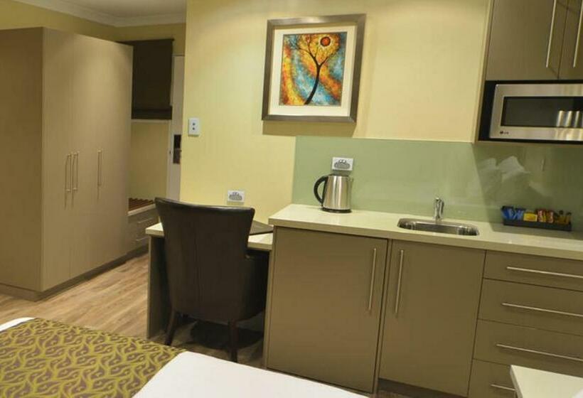 デラックスルーム, Bentley Motel