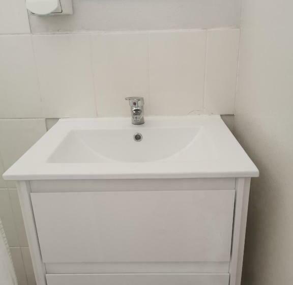 四人标准间, Central Motel Ipswich