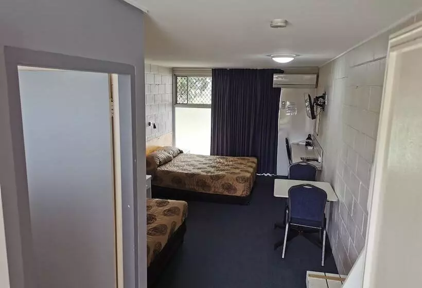 Standard Neljän Hengen Huone, Central Motel Ipswich