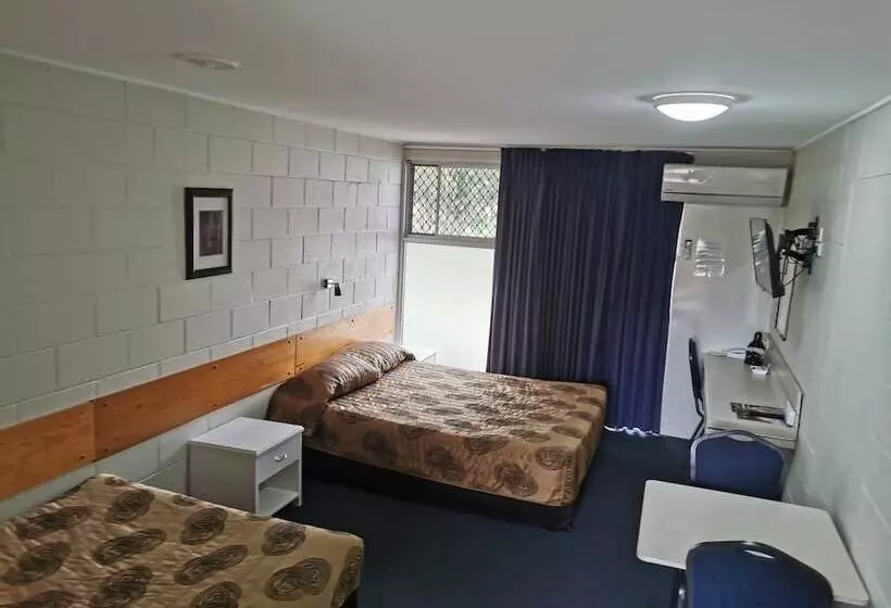 Standard Neljän Hengen Huone, Central Motel Ipswich