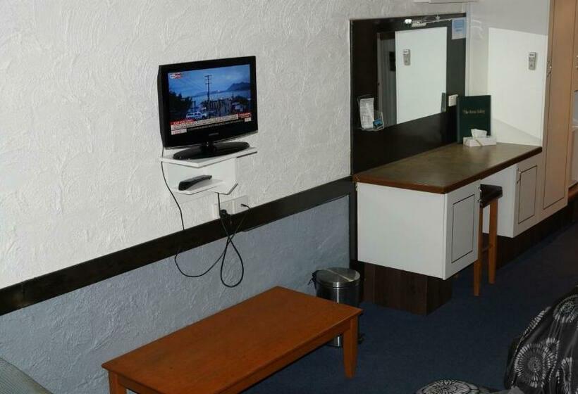 スタンダードトリプルルーム, Golden Leaf Motel