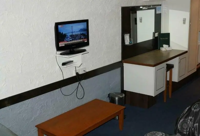スタンダードトリプルルーム, Golden Leaf Motel