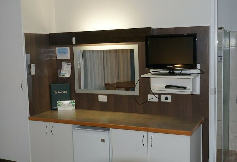 スタンダードルーム, Golden Leaf Motel