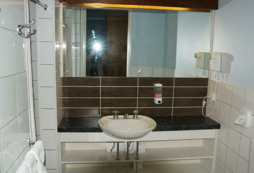 비즈니스룸, Golden Leaf Motel