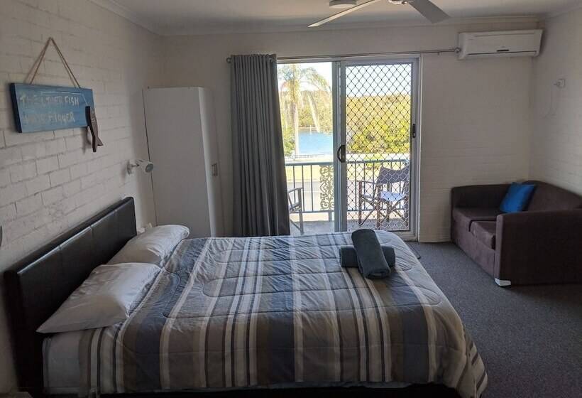 Номер Стандарт, Harrington Village Motel