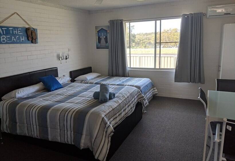 Номер Стандарт, Harrington Village Motel