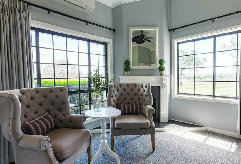 带大床的行政房间, Camden Valley Inn