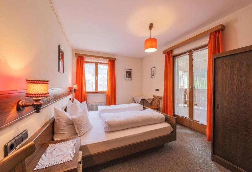 带1个卧室带观景的公寓, Fines