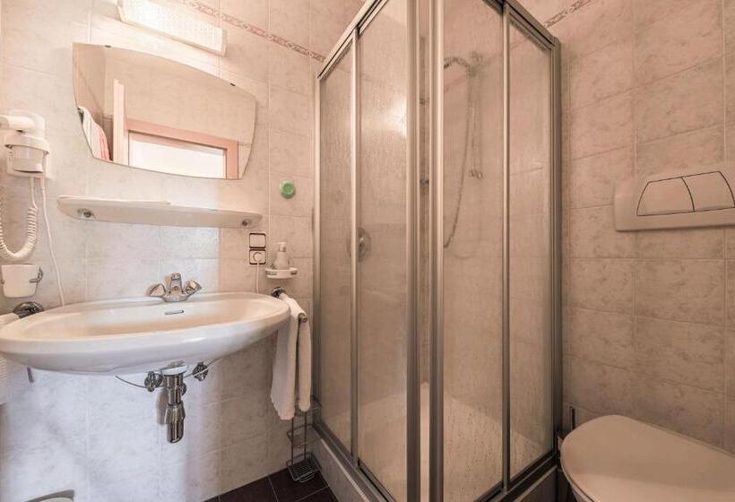 带1个卧室带观景的公寓, Fines